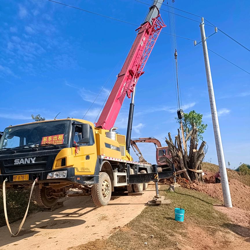 南宁、吴圩、专业吊车出租