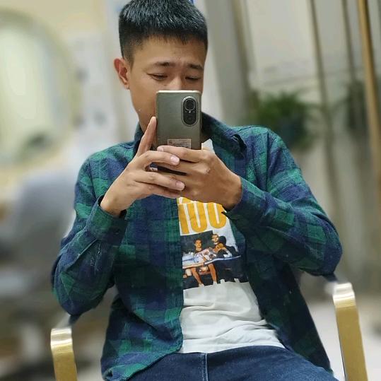 一个平凡的水电工（于都）
