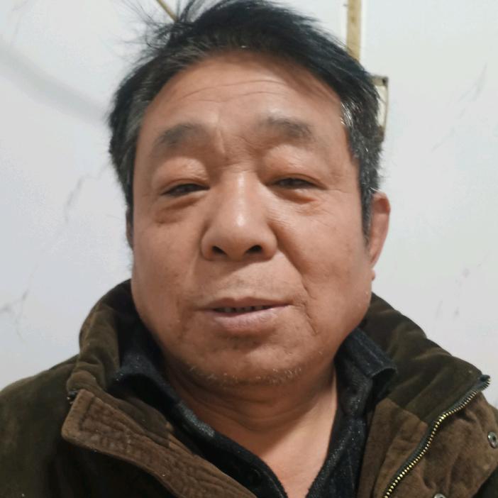 华