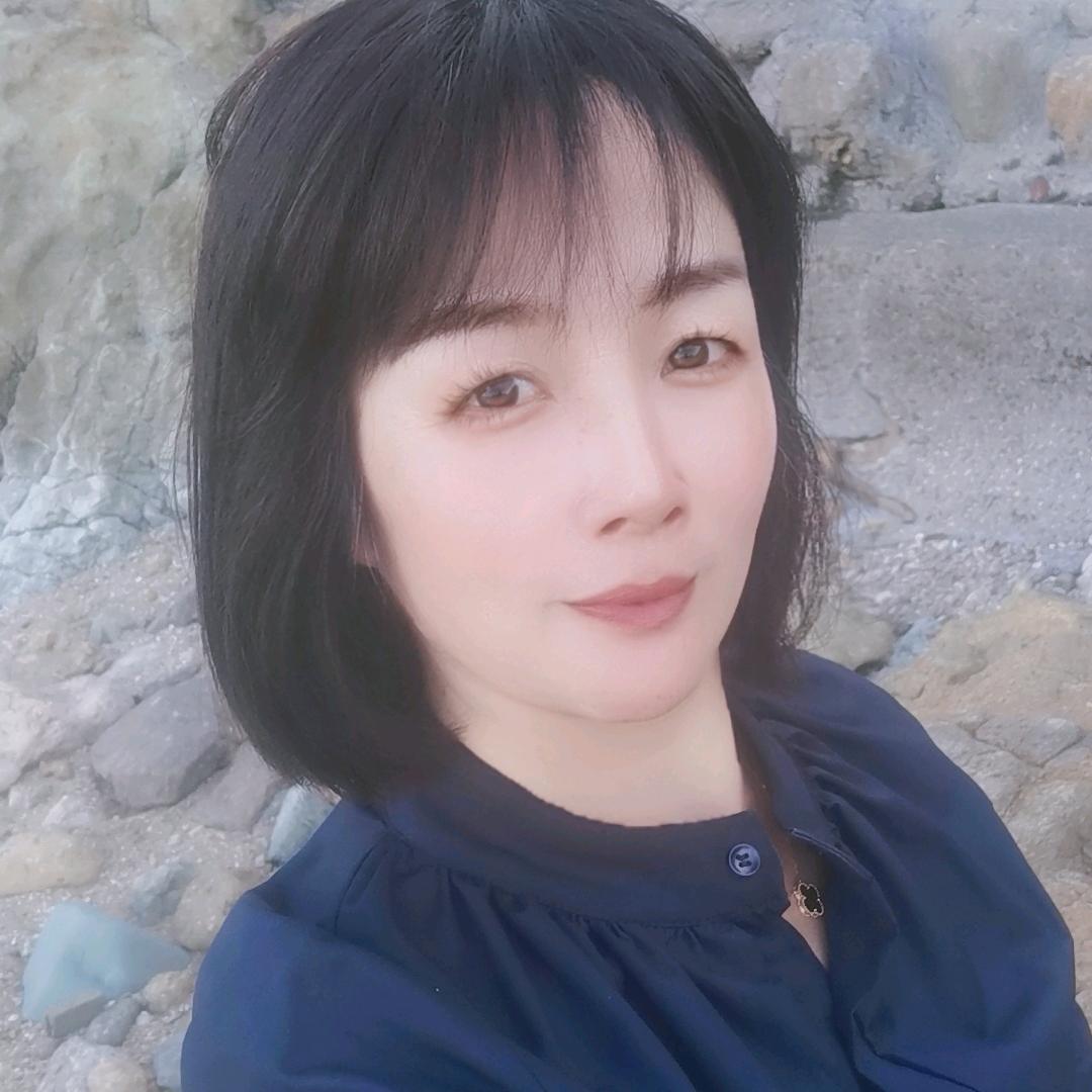 蝶梦鞋业～草儿   70后