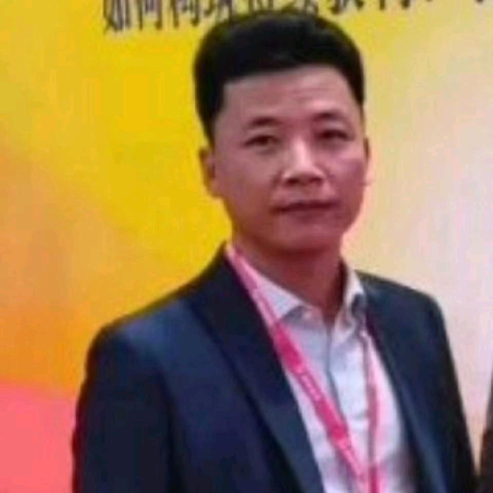 龙麟之父