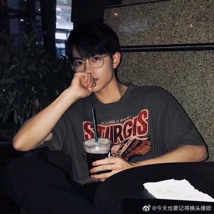 小王不熬夜(增肌版)