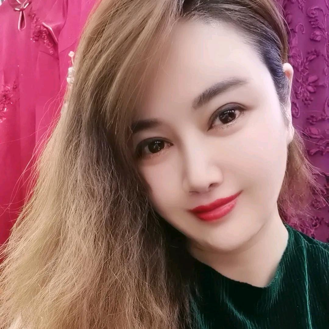 玄色和富贵猫