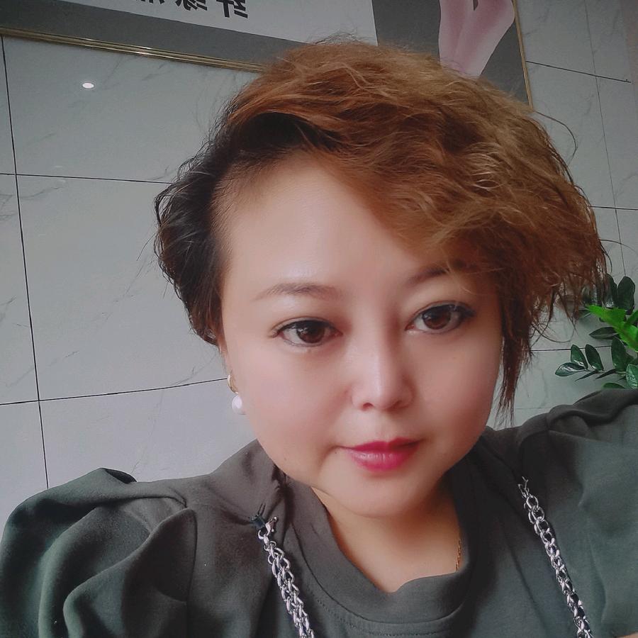 瑞来宝门窗～红姐