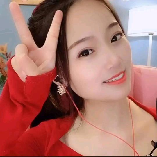 实力歌者🎙小馨🎶（感恩所有家人）