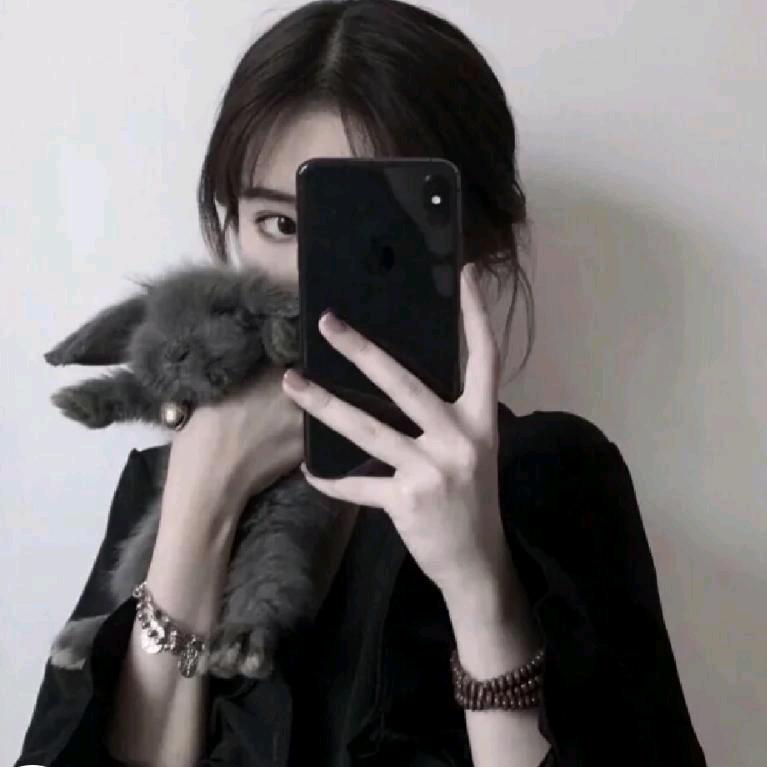 蛮小七