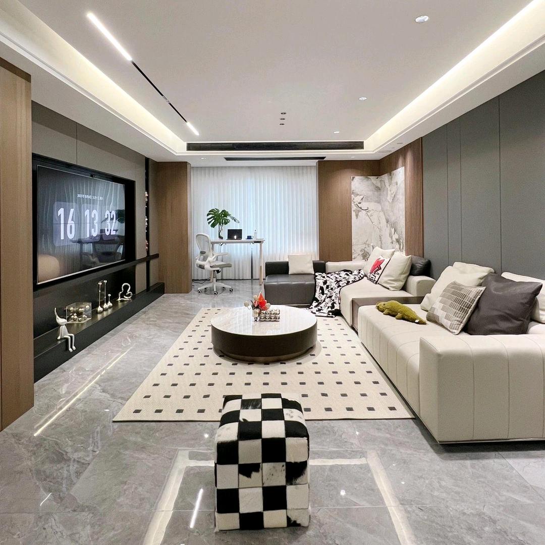 小新的幸福需要蜡笔