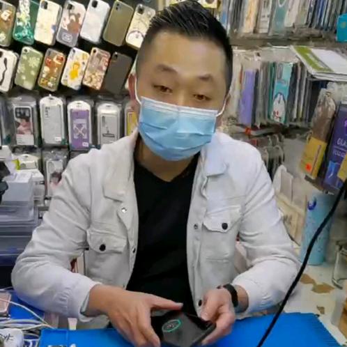 广州辉哥折叠屏曲面屏维修