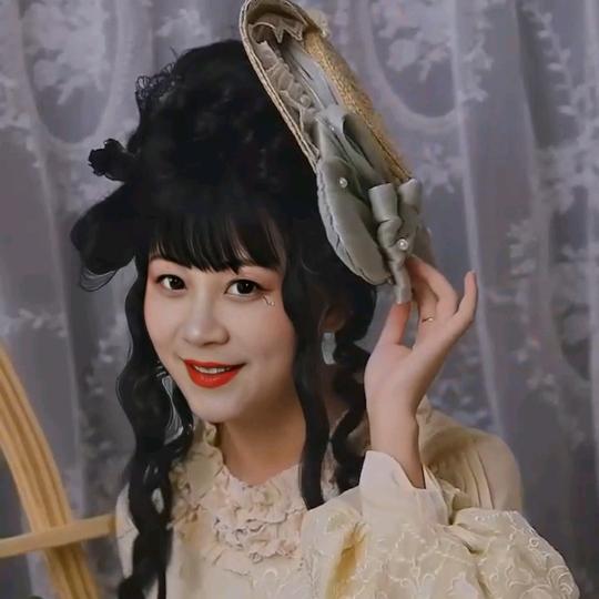 ╰→ωǒ鱼🐟儿ャ