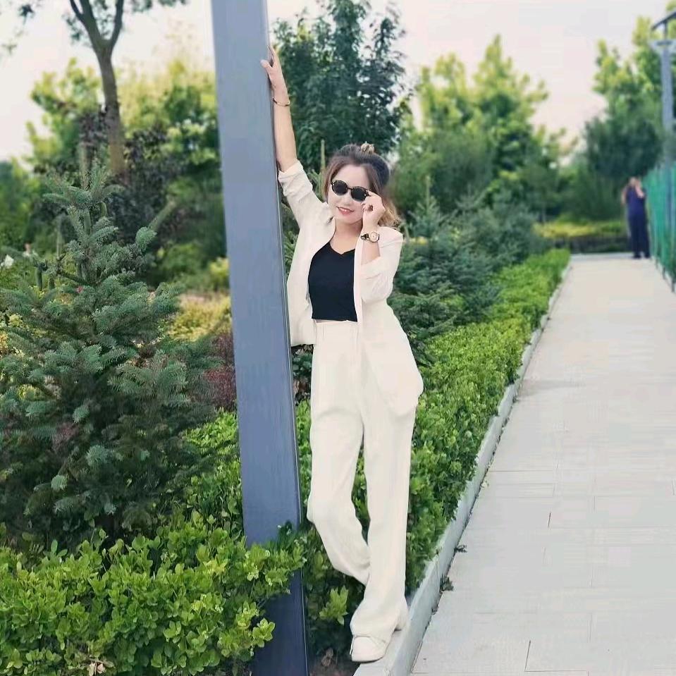 叫我莉莉🍎