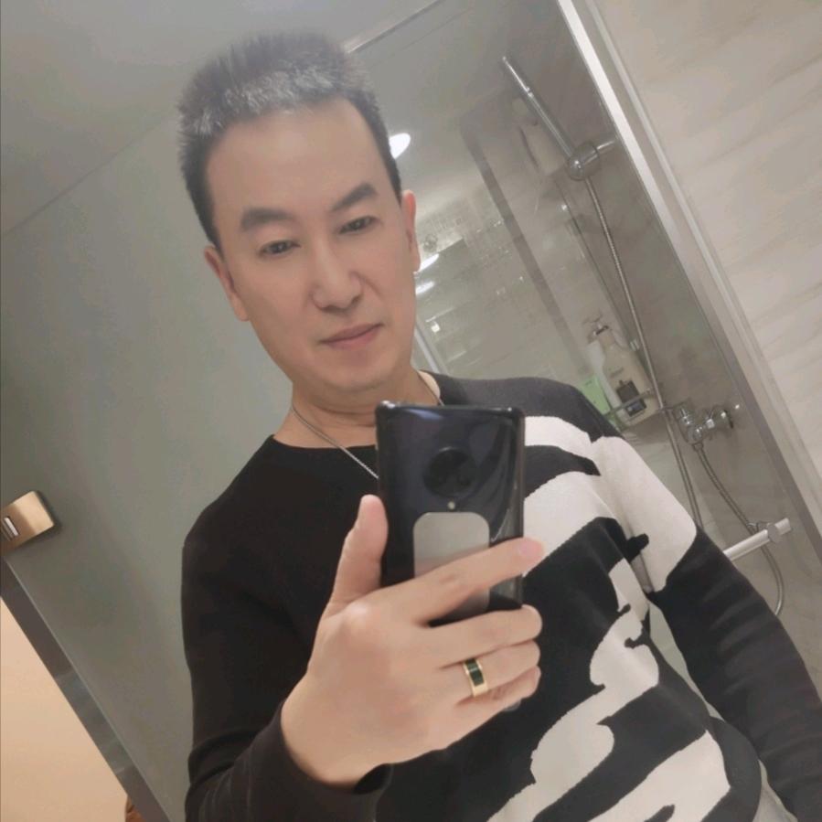 和俊呈