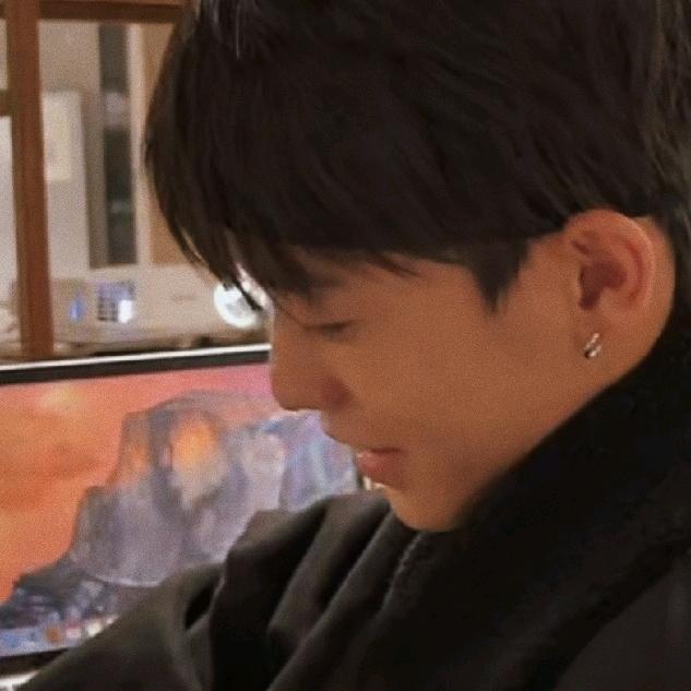 迷人的狼少/.