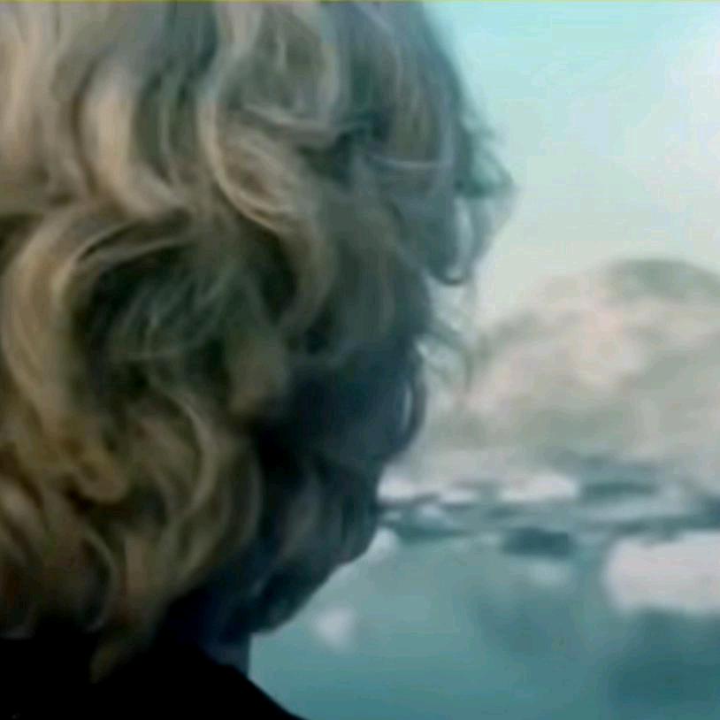 এ᭄愛上孤獨ꦿ💞ృ༊