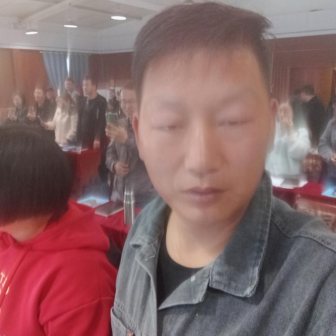 郑华