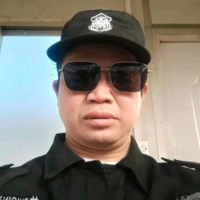 老帅哥巜拒绝连赞》