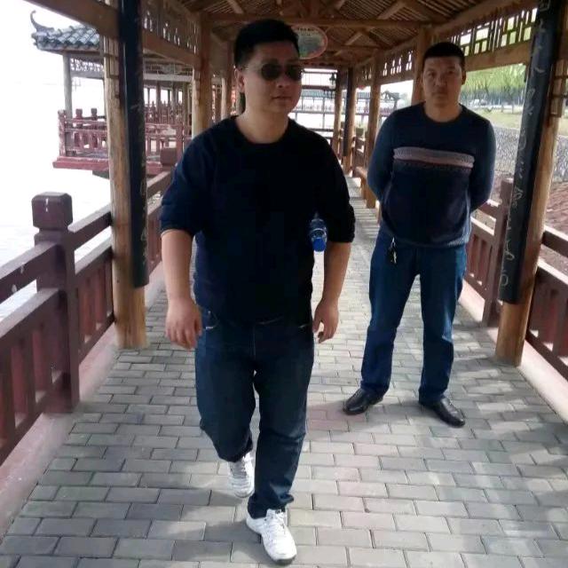 断了线的风筝