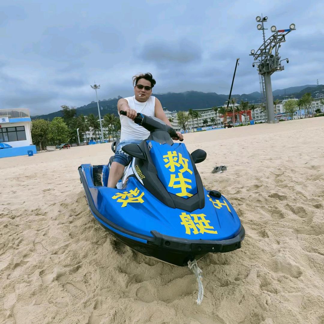 欢笑而过 (★^O^★)