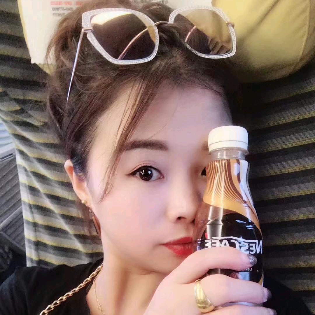 娜娜-