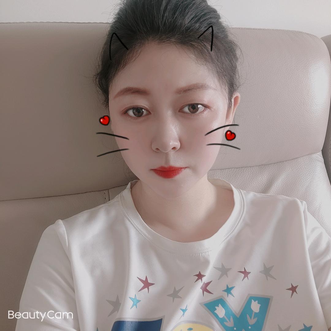 双胞胎姐妹