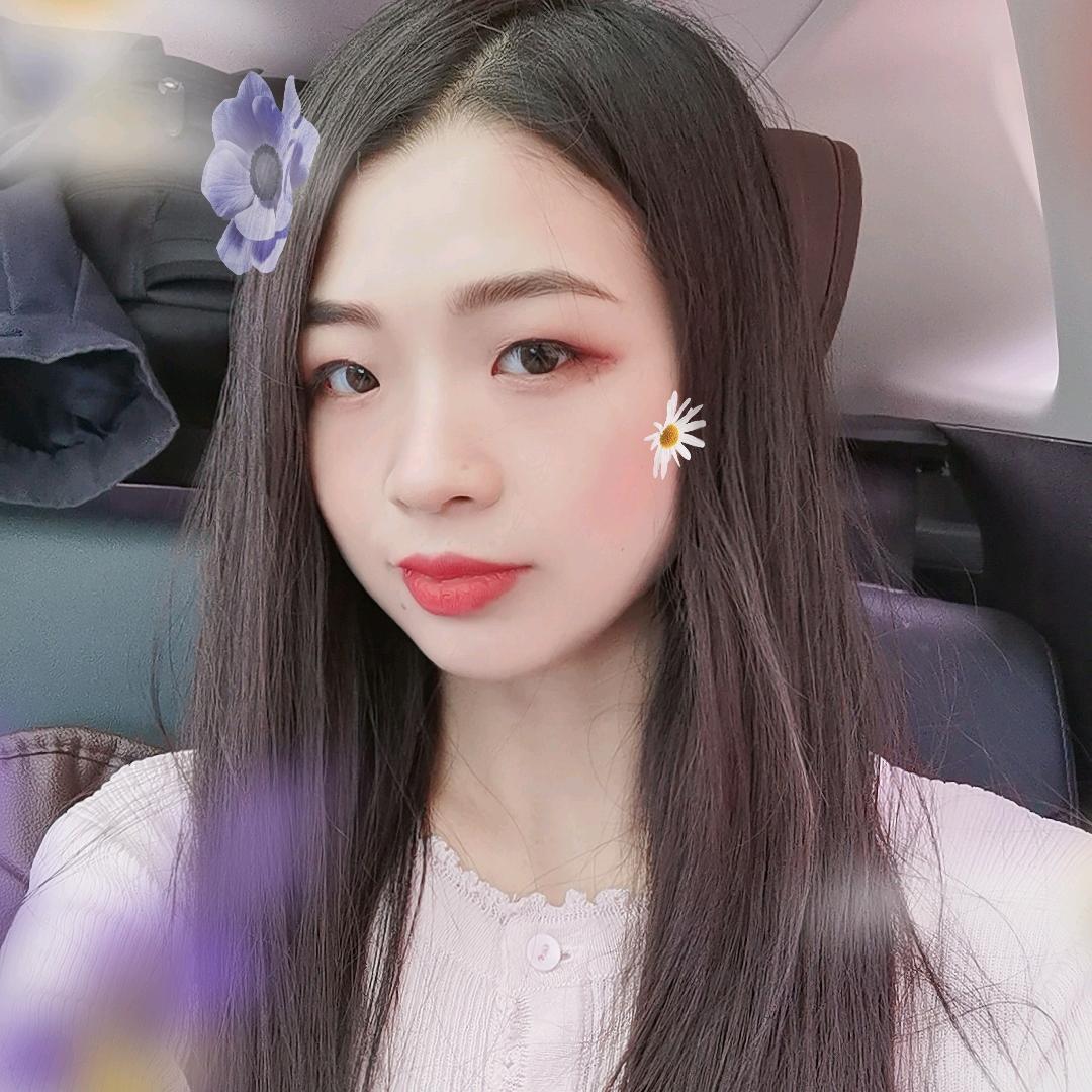 瑶瑶宝贝吖