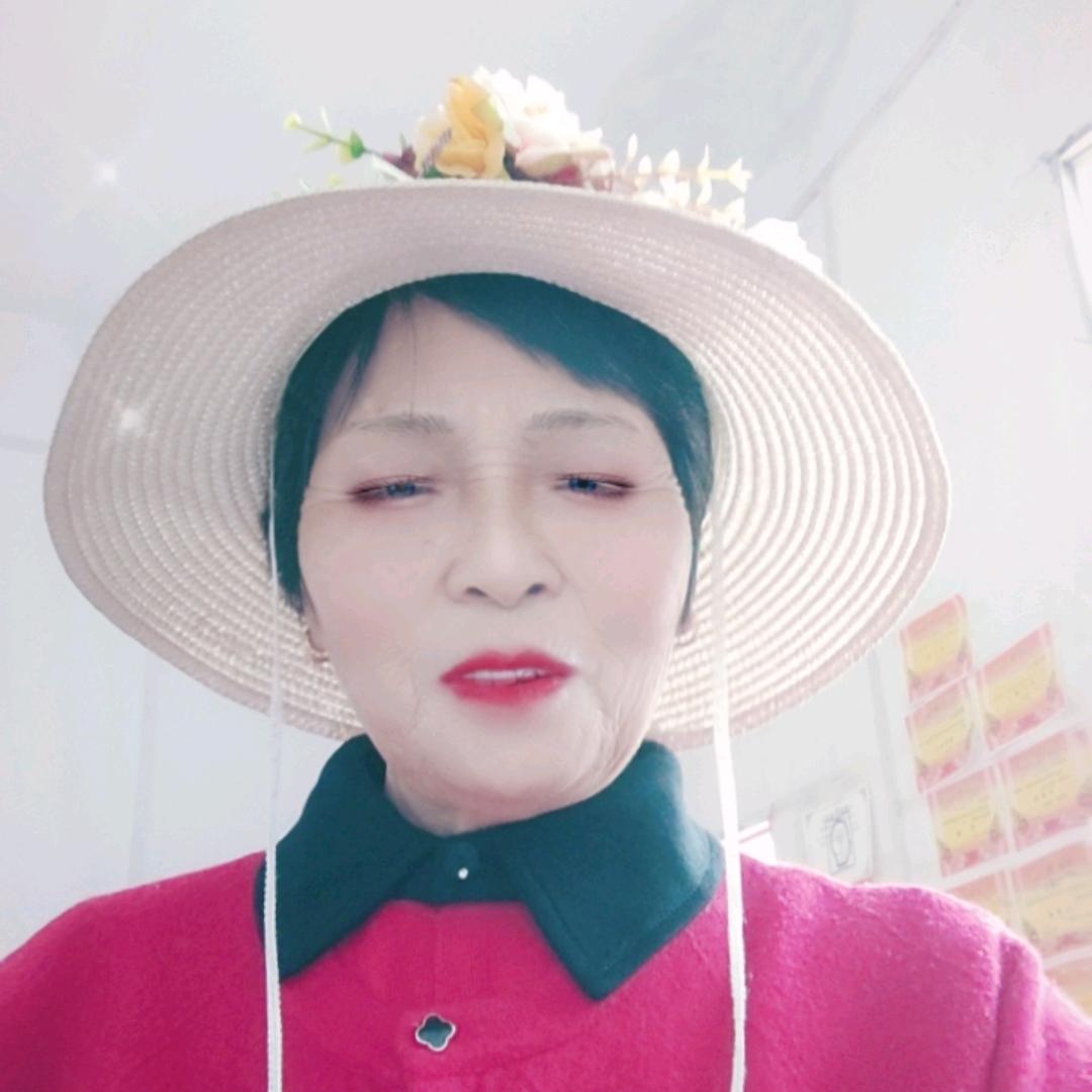 开开心心（下午一点开播）