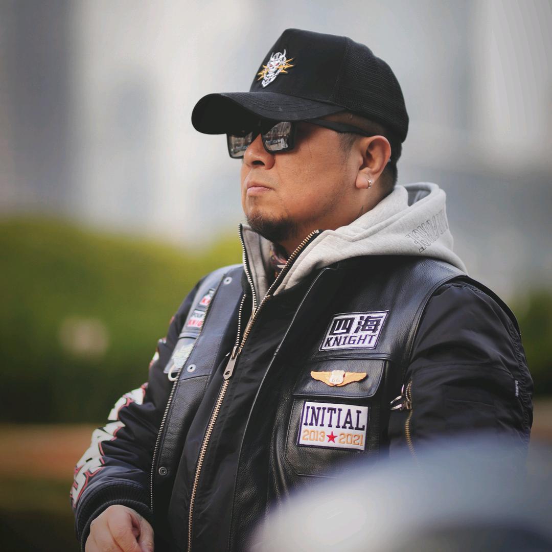 肆海小裴叔