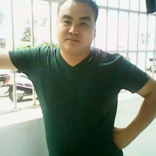 坚哥