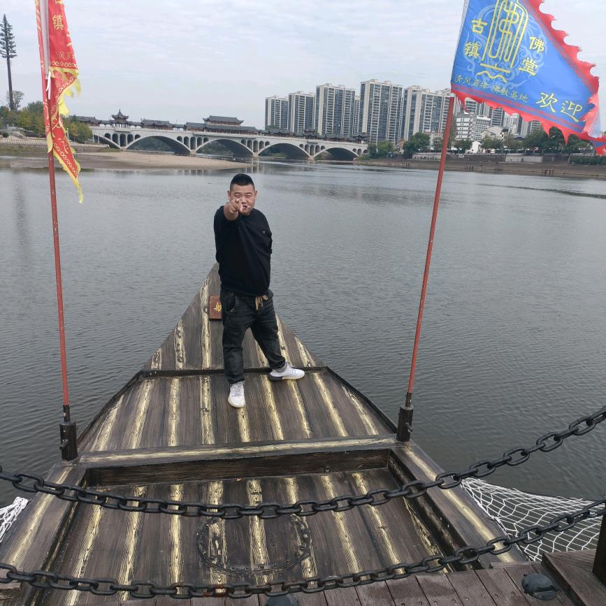 爱唱歌的小杨☞