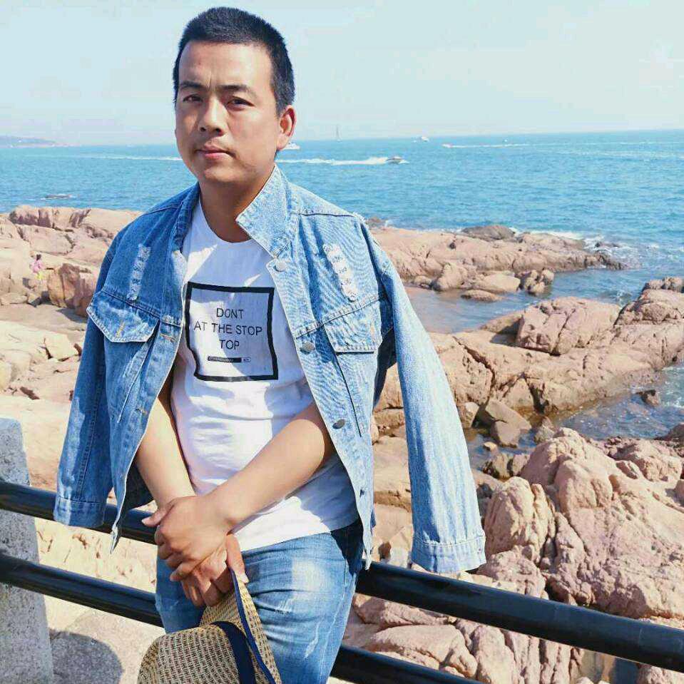 社会我X哥，人狠话不多