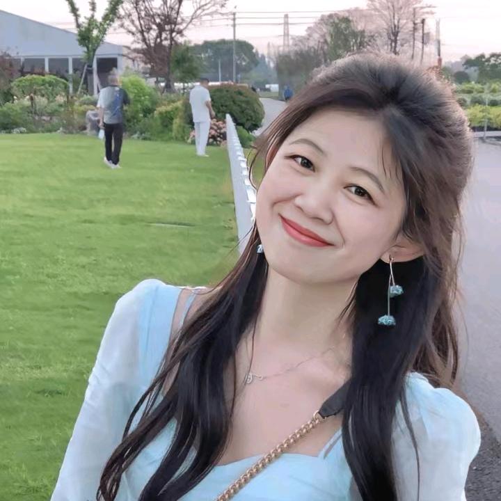 红尘过往，谁能握住地久天长！