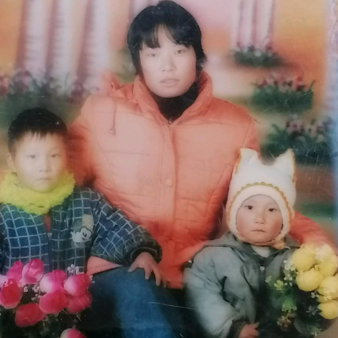 董改群，单身男