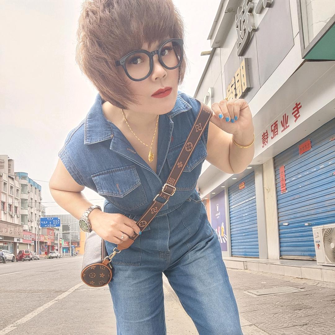 🌈河津红英化妆品店《1》