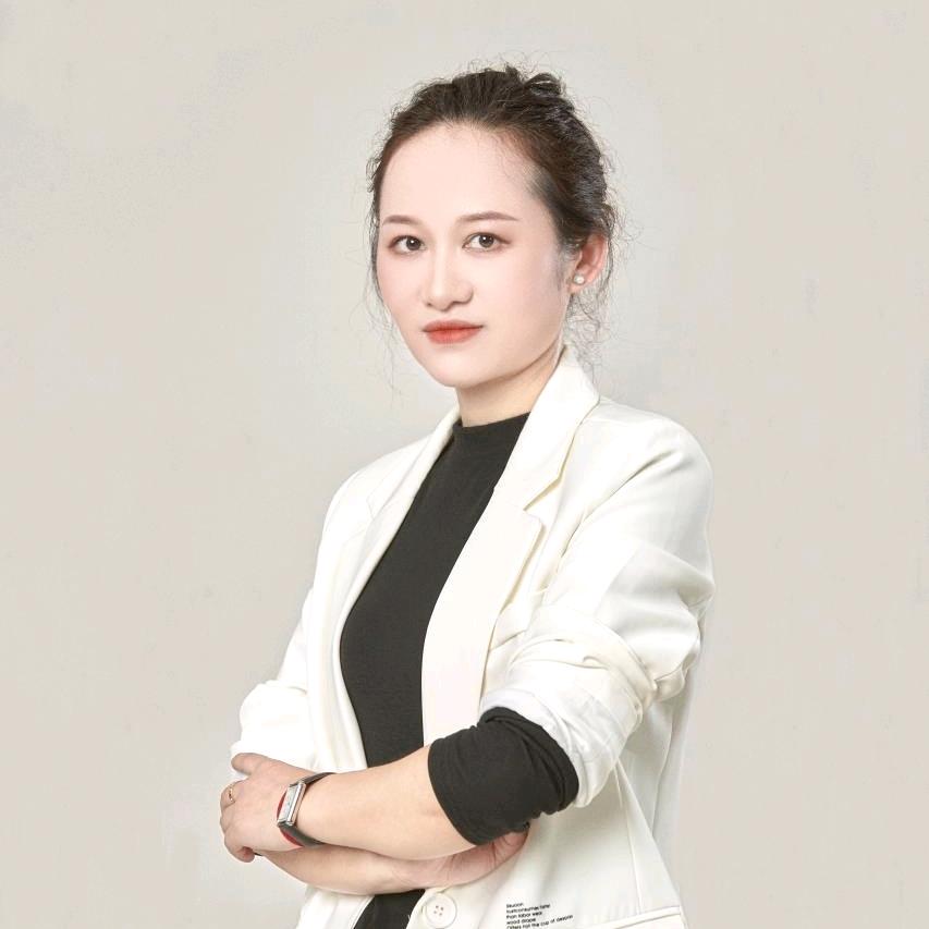 设计师罗姐姐