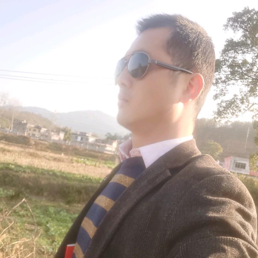 兴国装饰  小黄哥