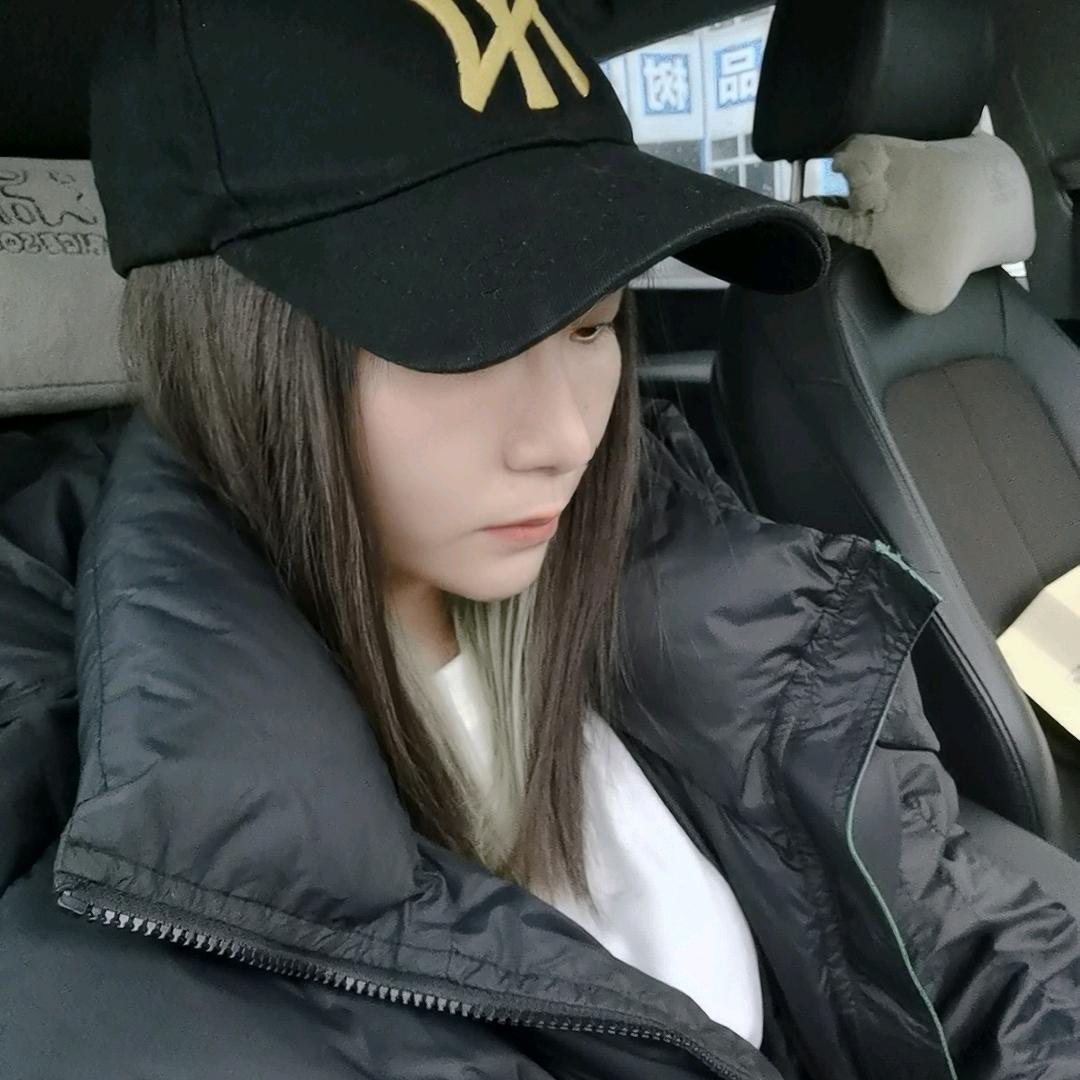 邵阳飞扬二手车—小玲子