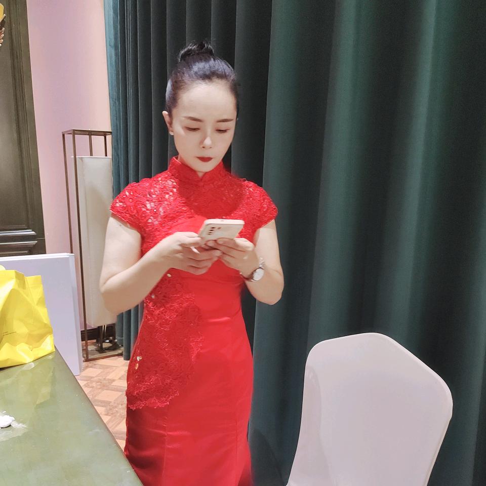 贵都顺记酒店左桂香