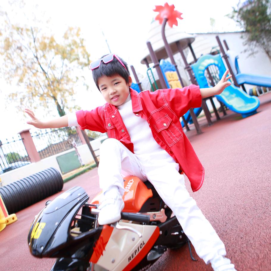 家有两个宝贝儿