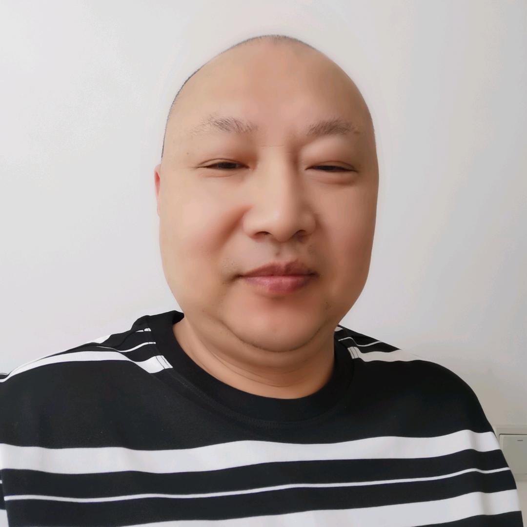 刘小龙