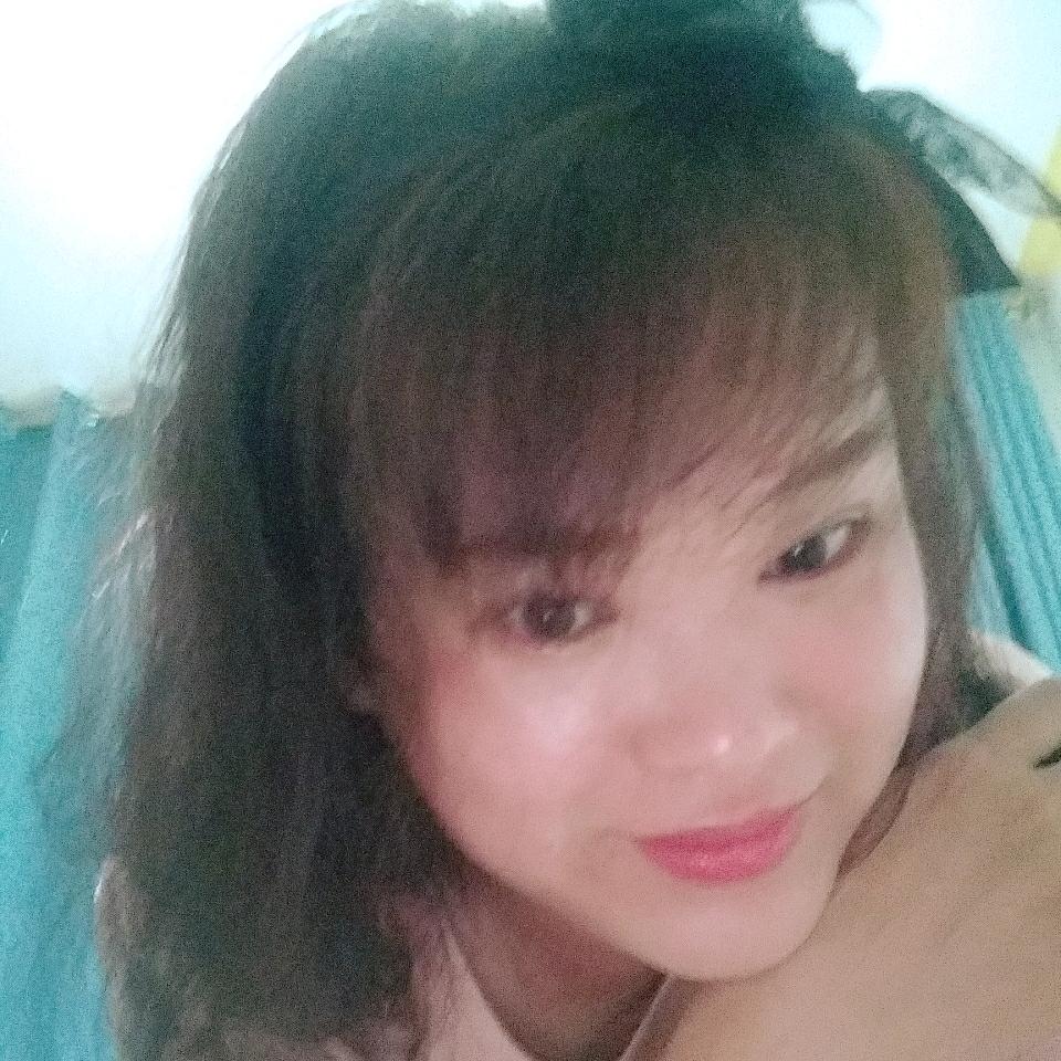 英子