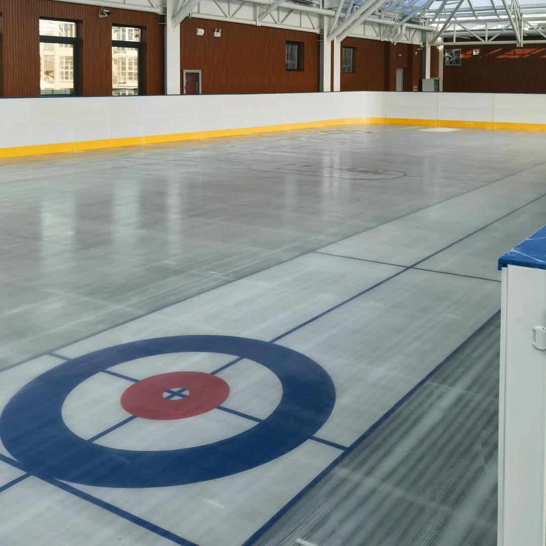 迁安市冰雪运动体验中心