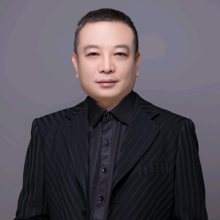 熊钵仕鲍汁黄焖鸡