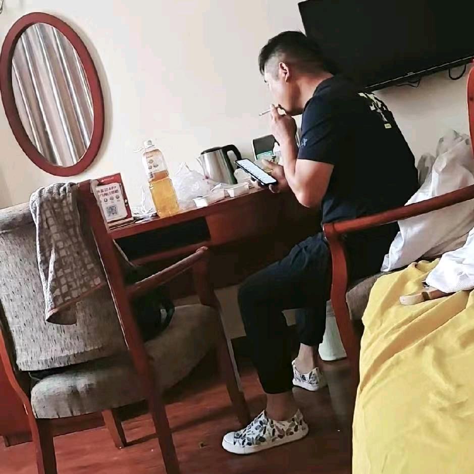 靳心靳力