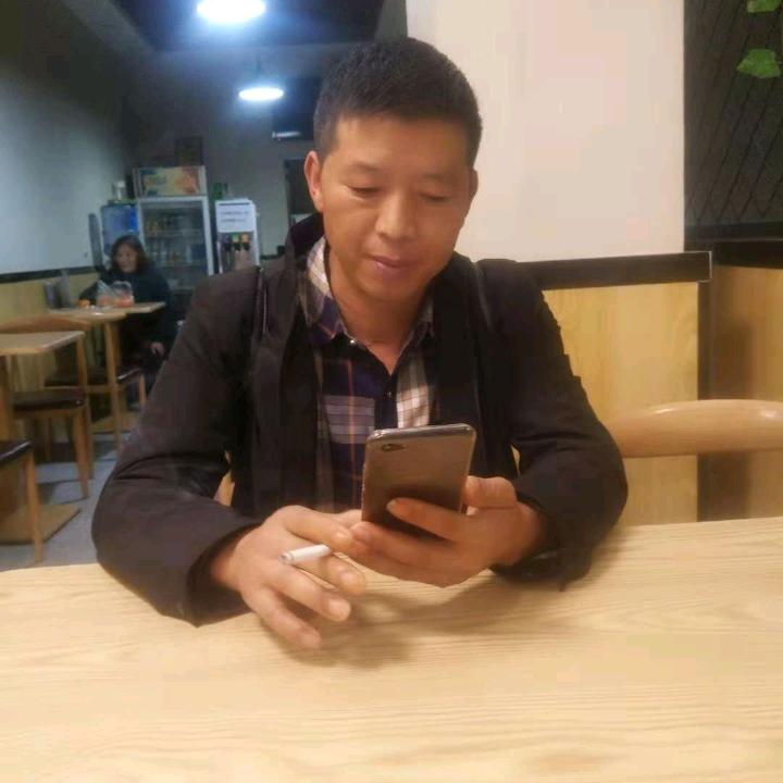 云南挡墙队强哥