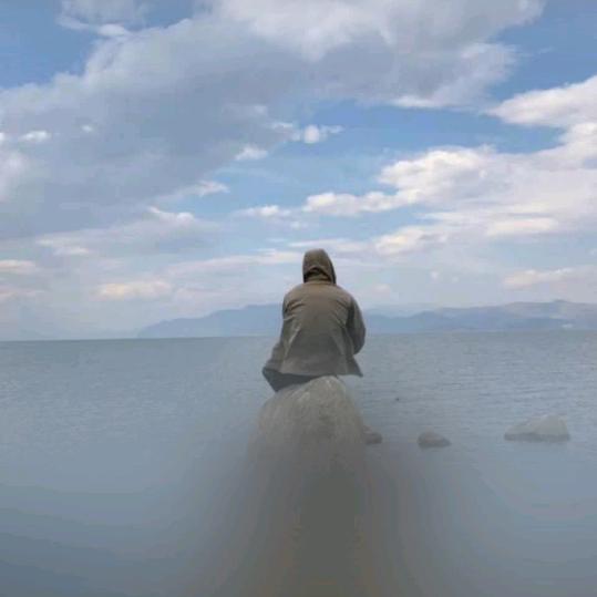 ༒ཻ࿆ཾ༊࿆༉ྀ࿆  三石头 ࿐࿆