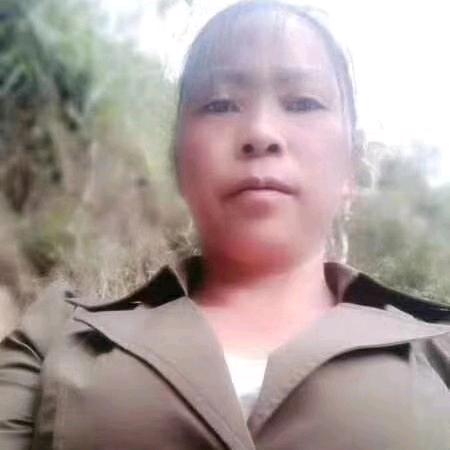 心中有苦向谁说？