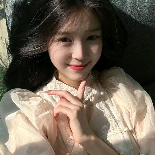 阳光自信大美女