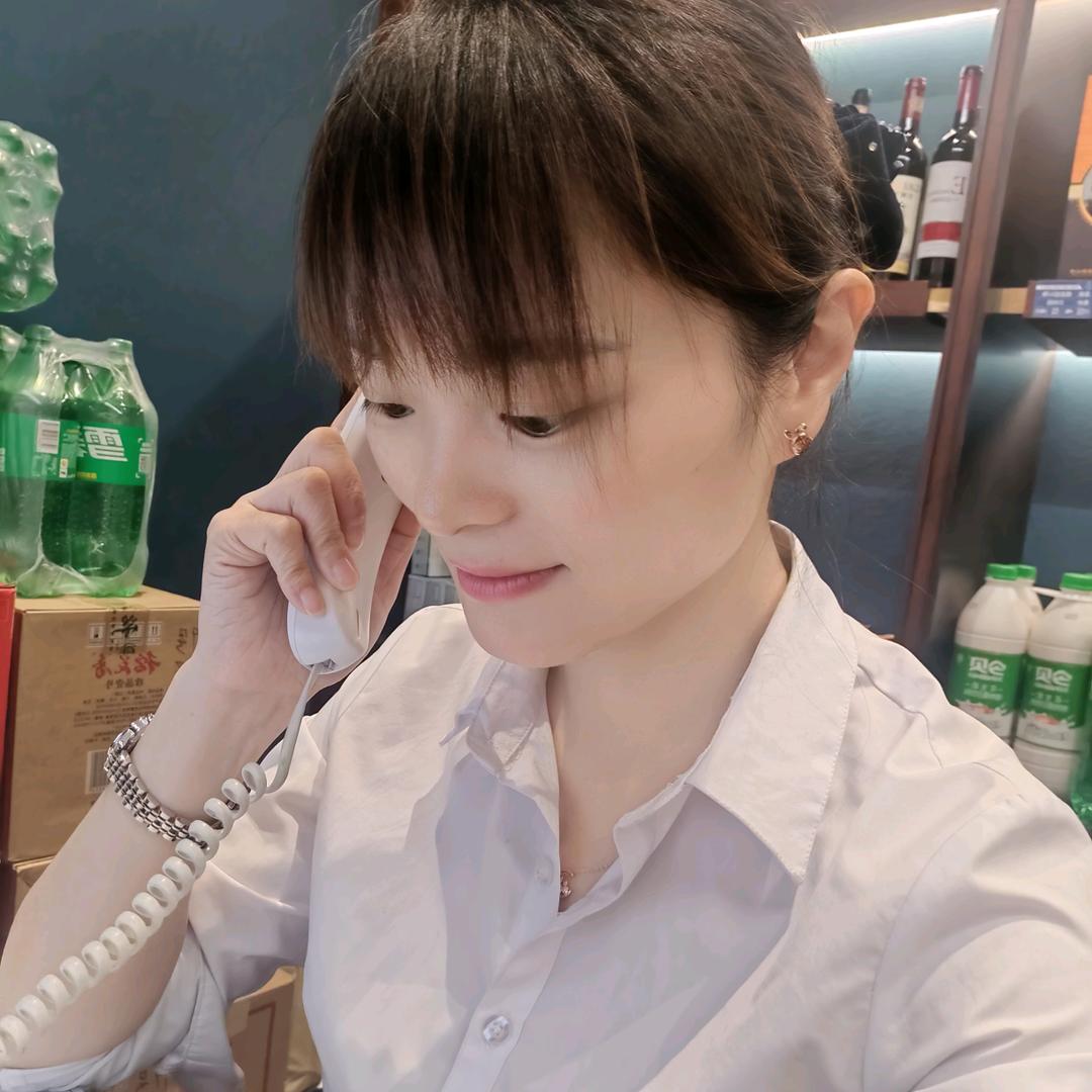 秦巴故里阳光栖谷周星丽