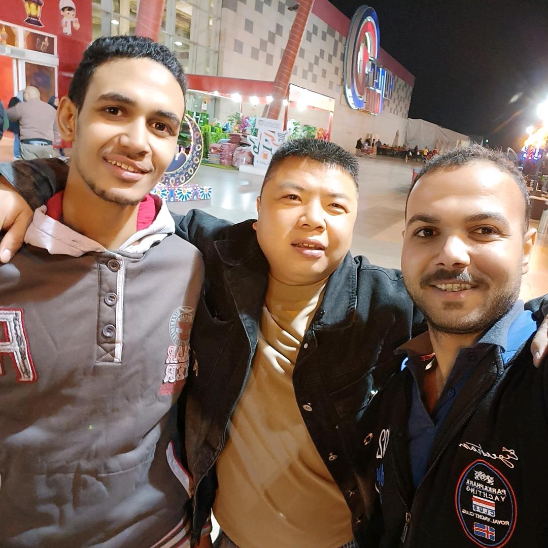 尊重他人善待自己。