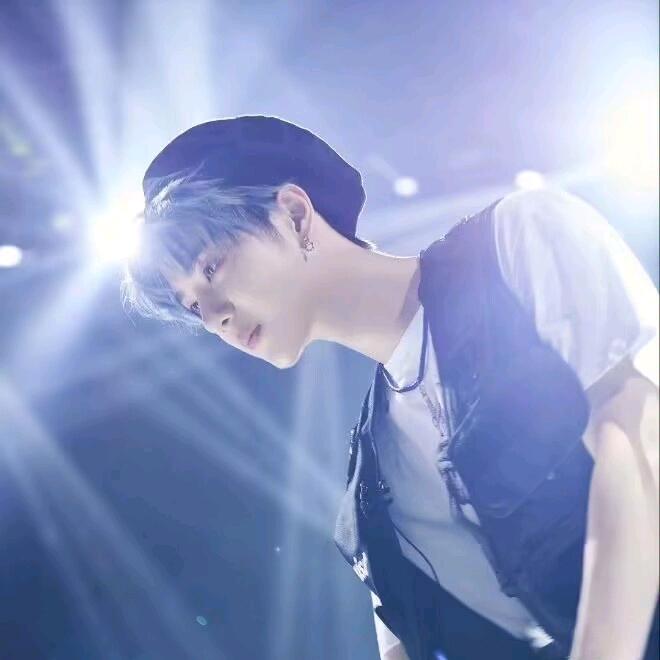 昵称已被认证换个叭