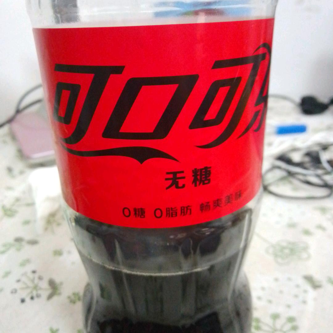 小熊饼干和雪碧